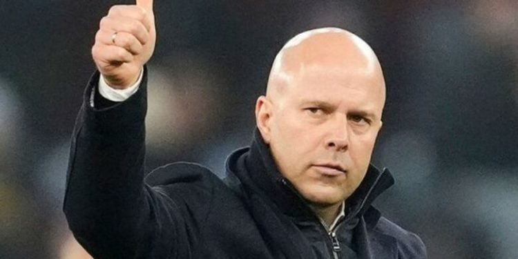 Liverpooli synon transferimin e top sulmuesit anglez në rast se dështon Alexander Isak