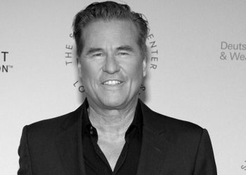 Vdes aktori legjendar Val Kilmer, i njohur për rolet e tij në filmat “Top Gun” dhe “Batman”