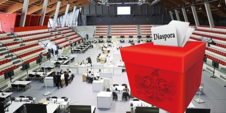 Më pak se 24 orë nga zgjedhjet, KQZ: Kanë mbërritur mbi 180 mijë zarfe me votat e diasporës