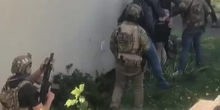 Pak orë larg sulmit terrorist të shekullit, si u godit celula iraniane në Britaninë e Madhe