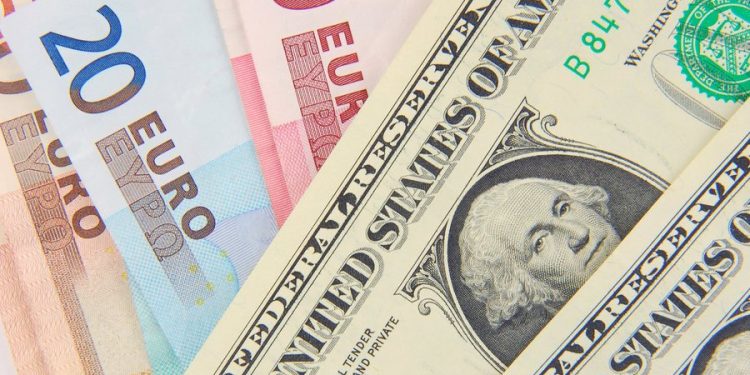 Dollari amerikan ‘merr kthesën’ – Si është mbyllur kjo javë për valutat kryesore?