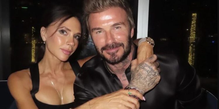 “Ti më plotëson, sa me fat jam”, Victoria Beckham emocionon me urimin për 50-vjetorin e David Beckham