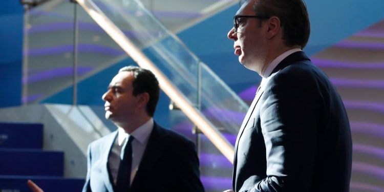 Kosova në krizë, por bota shikon nga ana tjetër