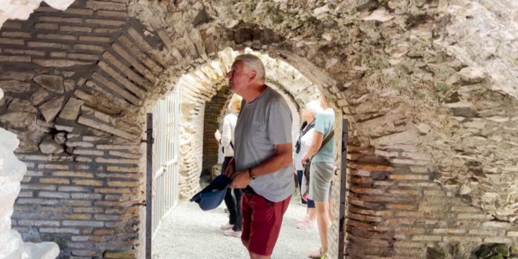 Amfiteatri dhe Torra Veneciane, më të vizituarat në Durrës