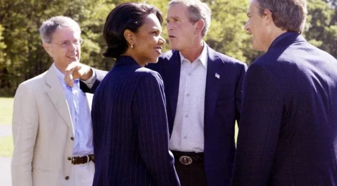 Britania i tha SHBA-së se pushtimi i Irakut mund t’i kushtonte Blairit postin e kryeministrit, zbulojnë dokumentet