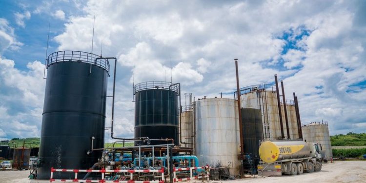 Bankers, aktivitet 20-vjeçar me humbje/ Inxhinieri ngre pyetjen: Nëse ka humbje pse kërkon zgjatje kontrate?