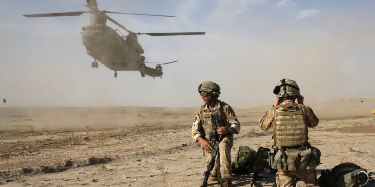 Rrjedhja e të dhënave trondit Britaninë, talebanët vrasin vëllanë e një ushtari afgan që punoi për Shërbimin Special Ajror