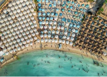 The Economist: Bumi i mirëpritur i turizmit po vë në provë sistemet ujore të Shqipërisë