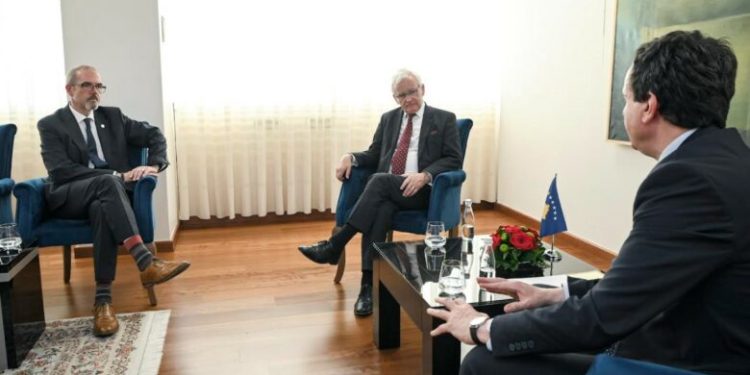 Kurti pret deputetë britanikë, merr mbështetje për Kosovën në integrimet euroatlantike