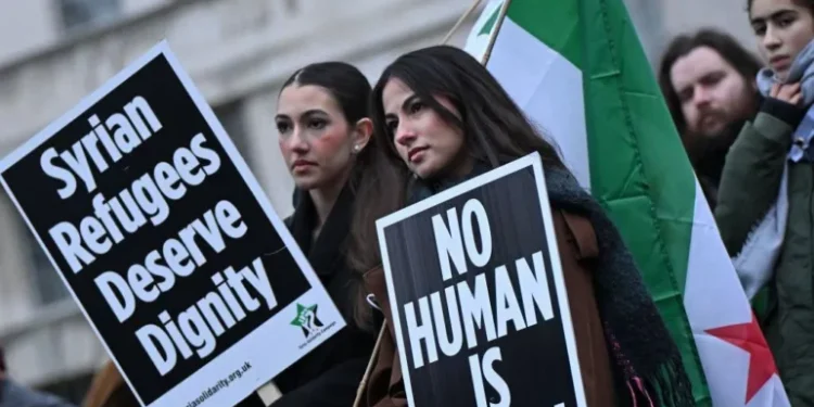 Britania e Madhe do të fillojë përsëri përpunimin e kërkesave për azil nga Siria