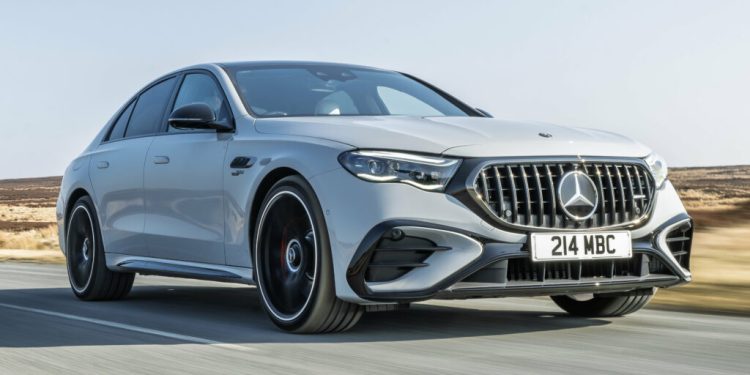 Benz-i, Porsche dhe Aston Martin ndjejnë goditjen e tarifave amerikane: Qindra miliona euro humbje