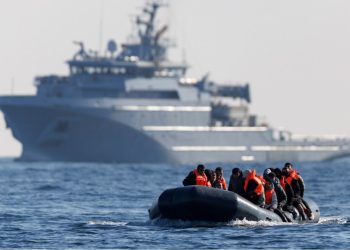 Britania shënon rekord gjashtëmujorin e parë, 20,000 emigrantë kaluan kanalin e La Manshit