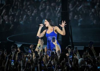 Dua Lipa publikon një mini-dokumentar për koncertet madhështore në Wembley