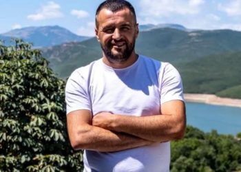 Shqiptarët kthime vullnetare nga Britania e Madhe, marrin 1200 paund nga qeveria angleze