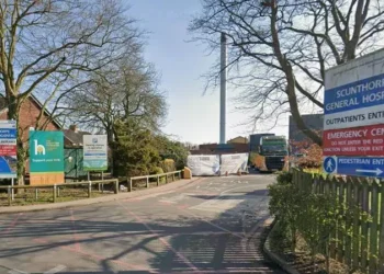 Angli: Gruaja humbi jetën pas ndërprerjes së energjisë elektrike gjatë një operacioni në zemër