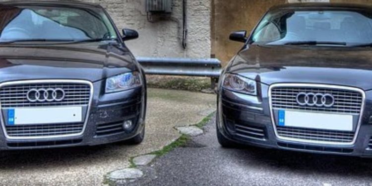 Pse po vidhen masivisht targat e makinave, në Britaninë e Madhe?