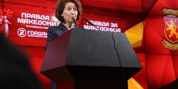 Presidentja e Maqedonisë së Veriut dënon ashpër thirrjet fashiste ndaj shqiptarëve