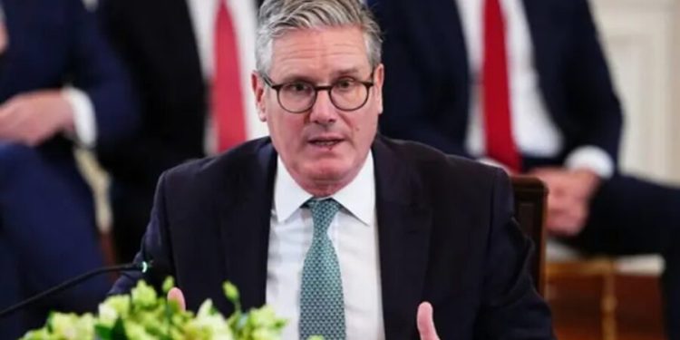 Bisedimet për Ukrainën, Starmer do të kryesojë takimin e disa liderëve europianë