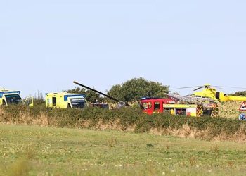 Britani/ Rrëzohet helikopteri turistik në Isle of Wight