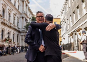 Zelenskyy diskutoi garancitë e sigurisë për Ukrainën me Starmer në takimin në nr. 10