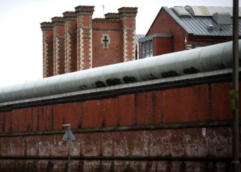 Partia Laburiste do të shfuqizojë shumicën e dënimeve me burgim të shkurtër në Angli dhe Uells