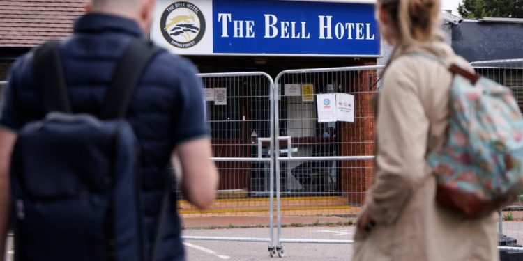 Ministria e Brendshme premton rritje të mbylljeve të hoteleve për azil në vitin e ri