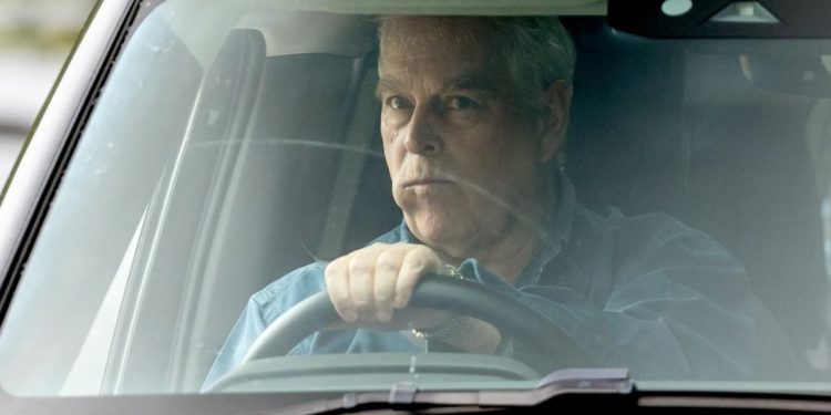 Libri që tregon marrëdhënien e vëllait të mbretit të Anglisë dhe Epstein, autori anglez: Financieri amerikan shiti sekretet e princit Mossadit, Arabisë dhe Libisë