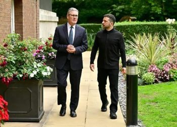 Negociatat për Ukrainën/ Britania e pranon privatisht lëshimin e territoreve