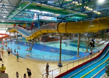 Tragjedi në një park ujor në Britani, humb jetën një vajzë 4-vjeçare