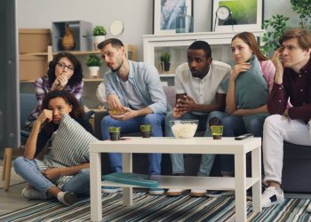 Britani, pse zhdukja e hapësirave të përbashkëta prek shoqërinë dhe mirëqenien?