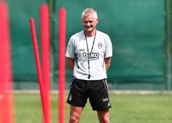 Shkarkime trajnerësh në Turqi, pas Mourinhos ikën edhe Solskjaer