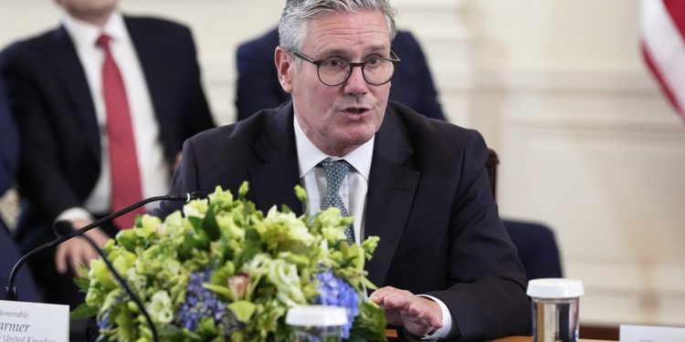 Kryeministri britanik: Takimi trepalësh në Washington mund të jetë hap historik për Ukrainën