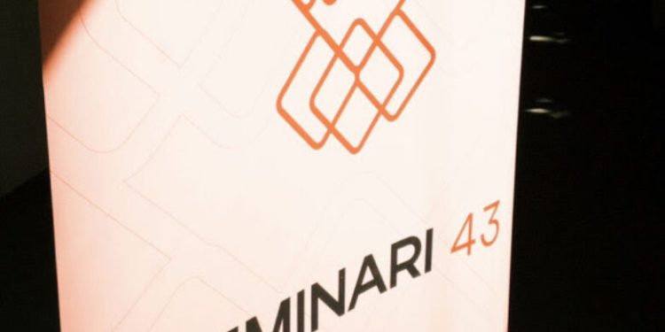 Seminari ndërkombëtar për Gjuhën Shqipe mbledh 150 pjesëmarrës nga e gjithë bota