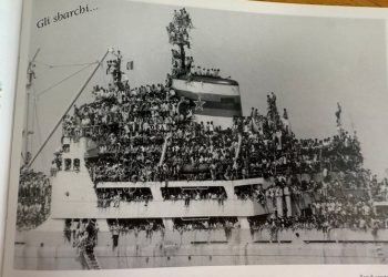 Fotot dramatike të anijes ‘Vlora’ në eksodin e gushtit ’91!