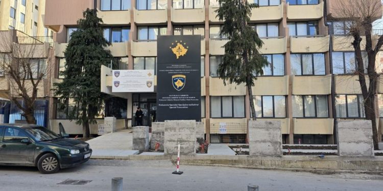 Vranë një civil shqiptar dhe keqtrajtuan 6 të tjerë, ‘Specialja’ në Prishtinë ‘kopsit’ dosjen ndaj 2 shtetasve serbë
