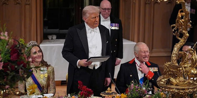 Prapaskena nga darka mbretërore, si u përplasën kuzhinierët e Mbretit Charles III me bodigardët e Trump