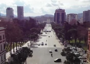 Shqipëria, mes 10 vendeve që po përjetojnë tkurrje më të madhe të popullsisë në botë. Kosova, e para