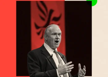 Ed Davey-t i pëlqen të bëjë shaka, por a ka ardhur koha që Liberal Demokratët të bëhen seriozë?