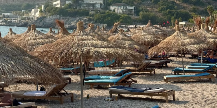 Politico: Shqipëria humbet shkëlqimin e saj si një perlë e fshehur