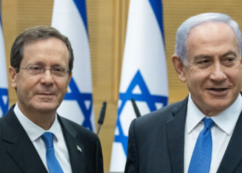 Presidenti izraelit drejt Britanisë, deputetët paralajmërojnë kryeministrin të mos e takojë: Ai nuk duhet të lejohet të hyjë në vend