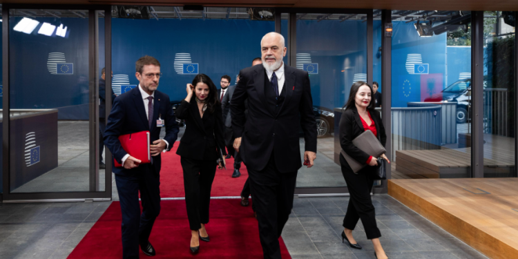 Sot Konferenca e 6-të Ndërqeveritare, hapen 4 kapituj të “Agjendës së gjelbër”, Kos: Shqipëria ka ecur shumë shpejt. Rama: Ritëm rekord