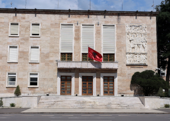 Ndryshime në kabinetin qeveritar- Lirohen nga detyra tre zëvendësministra