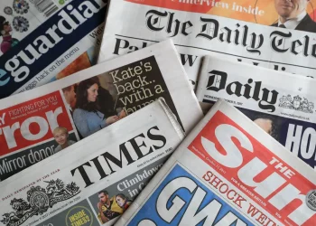 TITUJT KRYESORE TE GAZETAVE NE UK: ‘Zemërim i Katarit’ dhe ‘Trump dënon sulmin ajror izraelit’