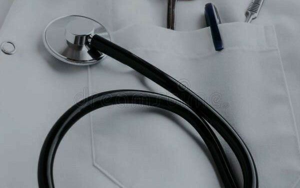 Britania ndërton stetoskopin me “AI”, pajisja e re diagnostikon në 15 sekonda problemet më të zakonshme kardiake