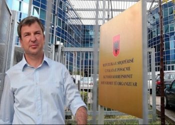 Lirohet nga qelia ish-kryebashkiaku i Durrësit, Vangjush Dako