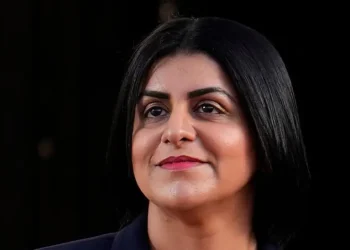 Mahmood do të kërkojë që migrantët të fitojnë të drejtën për status të vendosur