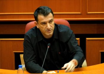 Veliaj i përgjigjet shkresës së Këshillit Bashkiak: S’jam informuar zyrtarisht për mbledhjen për shkarkimin tim