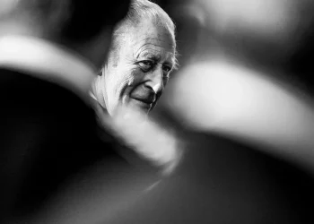 Triumfi i heshtur i Mbretit Charles III