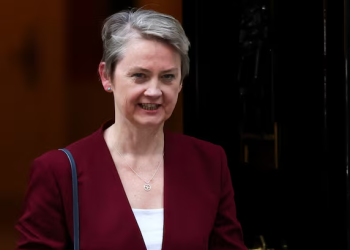 Ministrja e Jashtme britanike Yvette Cooper do të vizitojë Ukrainën, njofton një rritje të ndihmës prej 193 milionë dollarësh për Kievin