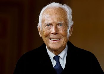 Ndahet nga jeta stilisti legjendar italian Giorgio Armani